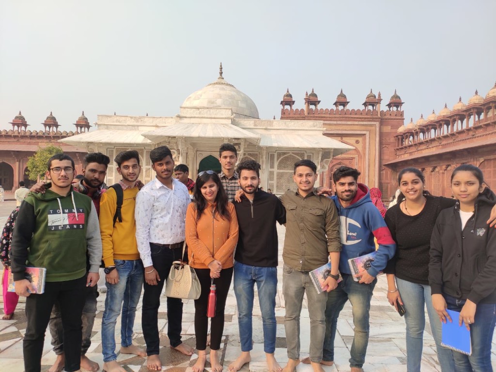 Educational Tour to Orchha, Gwalior, Agra, Fatehpur Sikri and Delhi